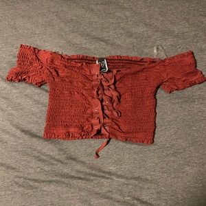 Cropped off shoulder scrunched